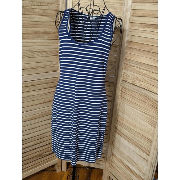 BB Dakota Dresses & Skirts - BB dakota dress Medium Blue And White Striped